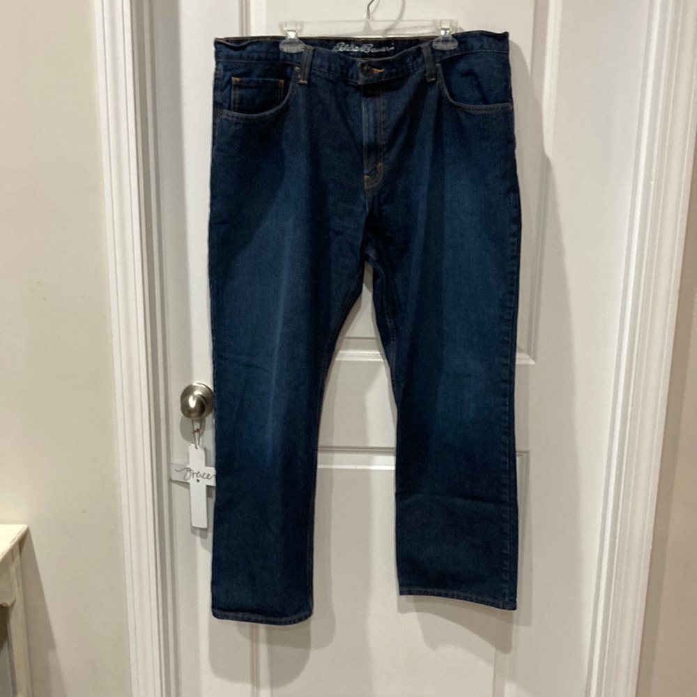 Eddie Bauer Men’s Size 40/30 Relaxed Fit Jeans